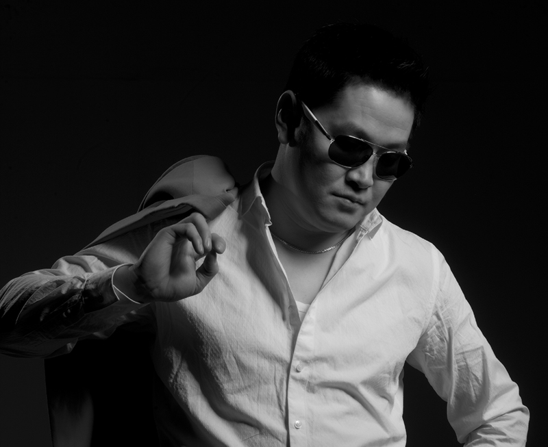 Дуучин Ш.Хүрэлбаатар: Хосуудын сонсох дуртай дууны нэг болно гэдэгт итгэж байна